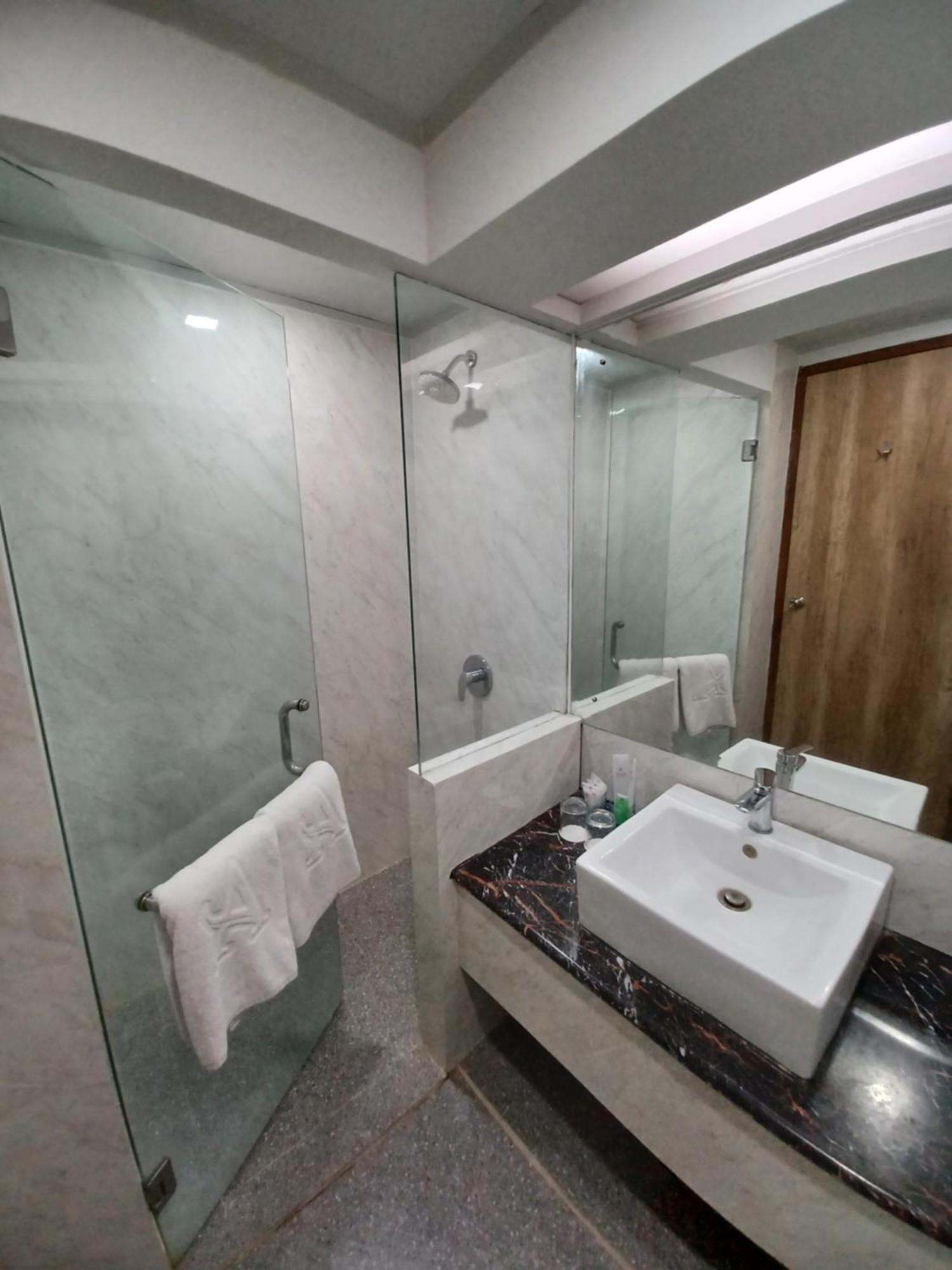 Abadi Hotel Malioboro Yogyakarta By Tritama Hospitality Экстерьер фото