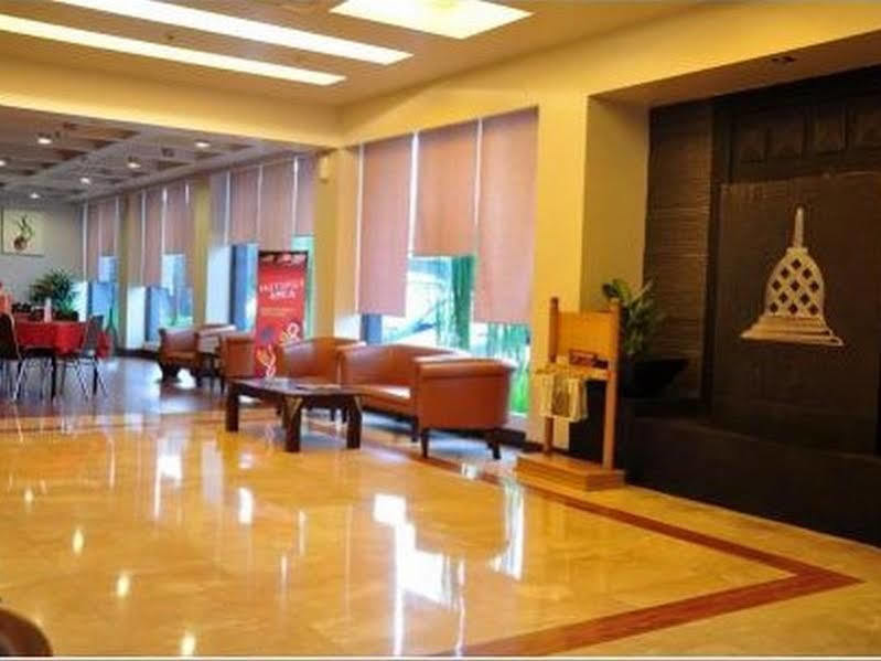 Abadi Hotel Malioboro Yogyakarta By Tritama Hospitality Экстерьер фото