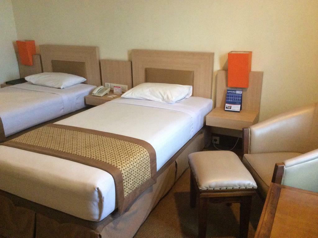Abadi Hotel Malioboro Yogyakarta By Tritama Hospitality Экстерьер фото